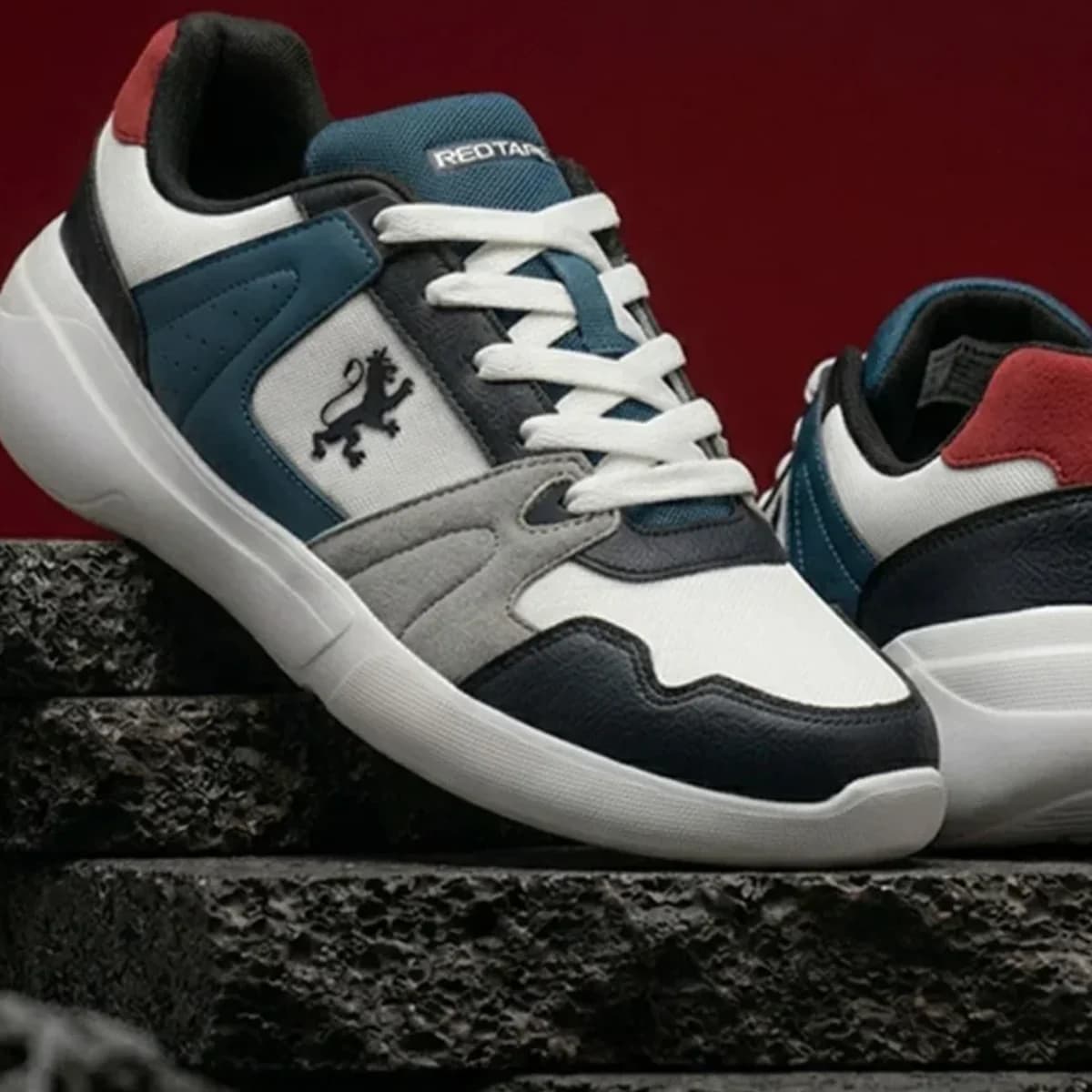 Dragon Red Light Sports Shoe — view 2